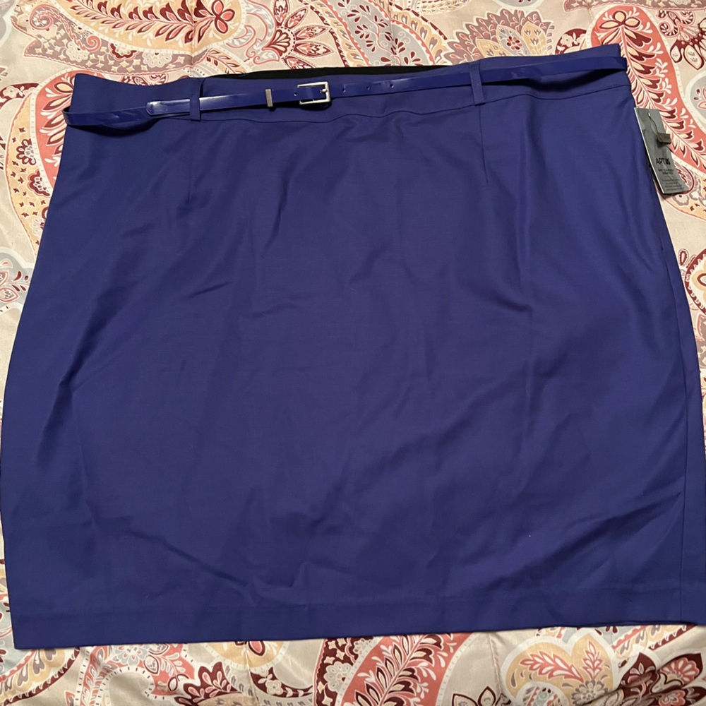 Never worn skirt